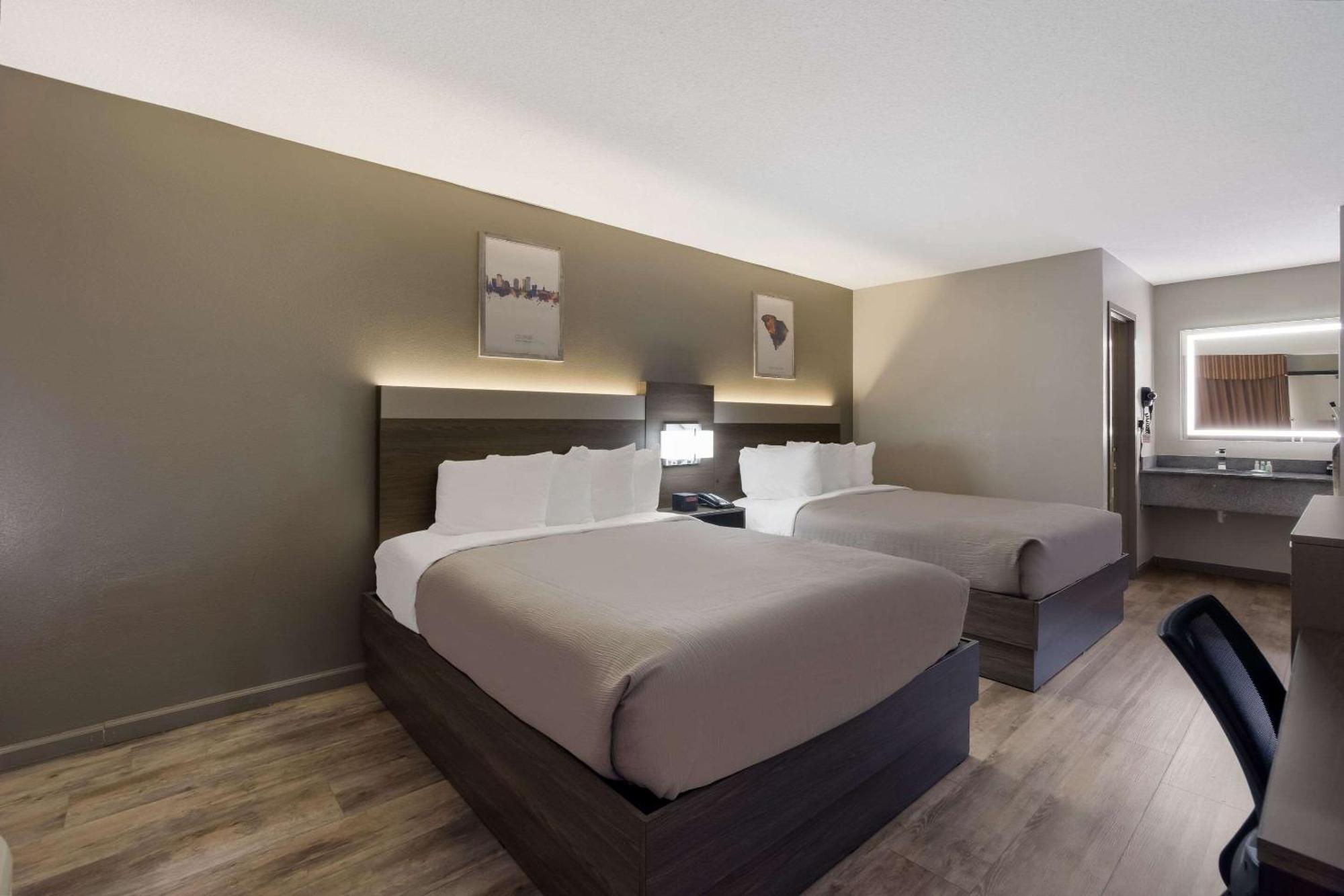 Inn Quality Jackson 3*